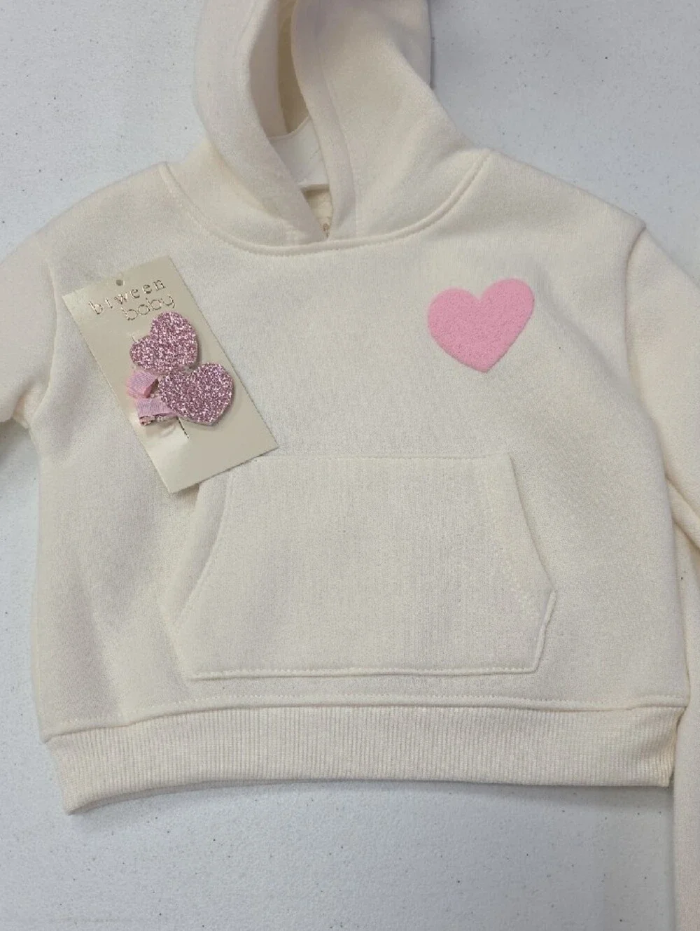 btween Cream Hoodie and Jogger Set with Pink Heart Motifs - Picture 2 of 9